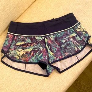 Lululemon speedy up shorts size 4